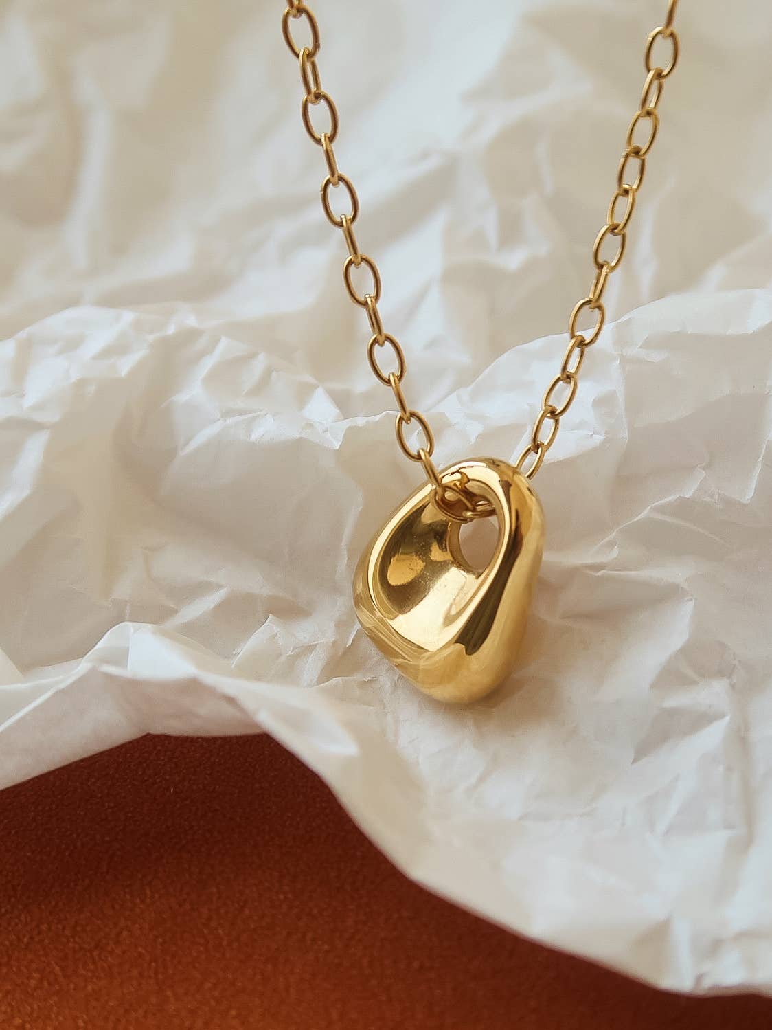 Rosélia Charm Necklace