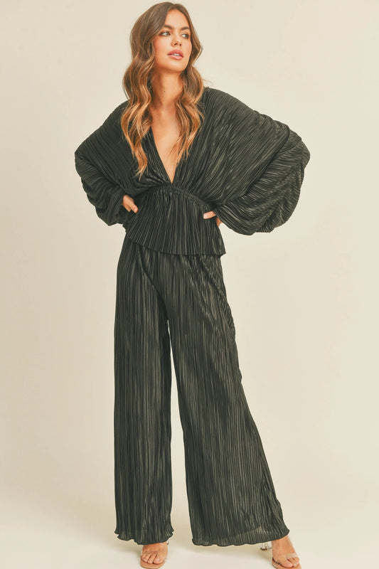 Wrinkle Detail V-Neck Blouse Black
