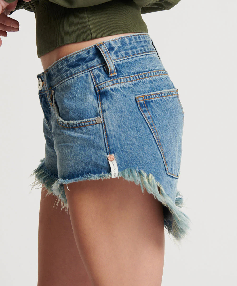 Pacifica Bonitas Low Waist Denim Shorts - One Teaspoon