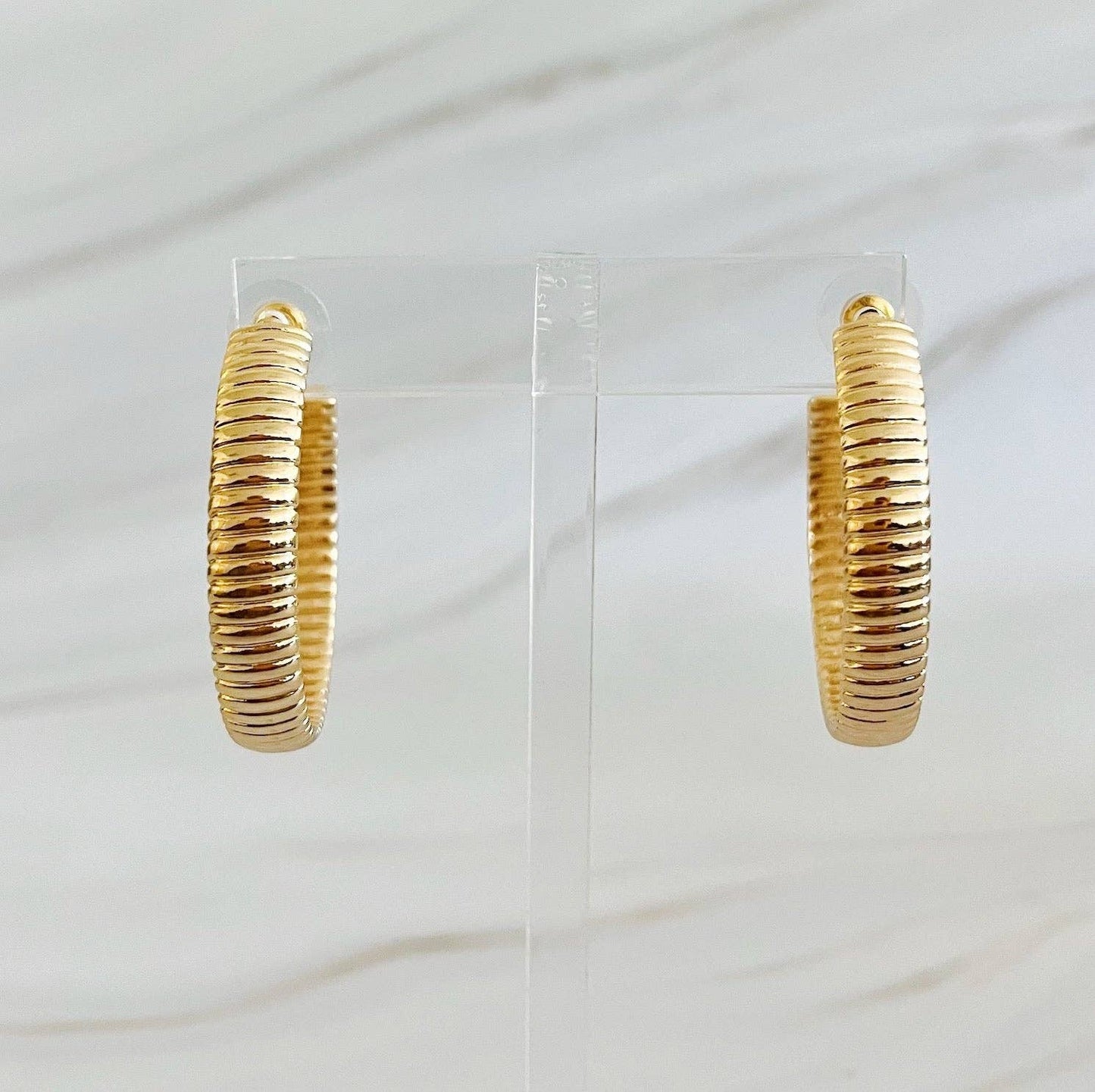 Lux Cabled Golden Hoop Earrings: Gold