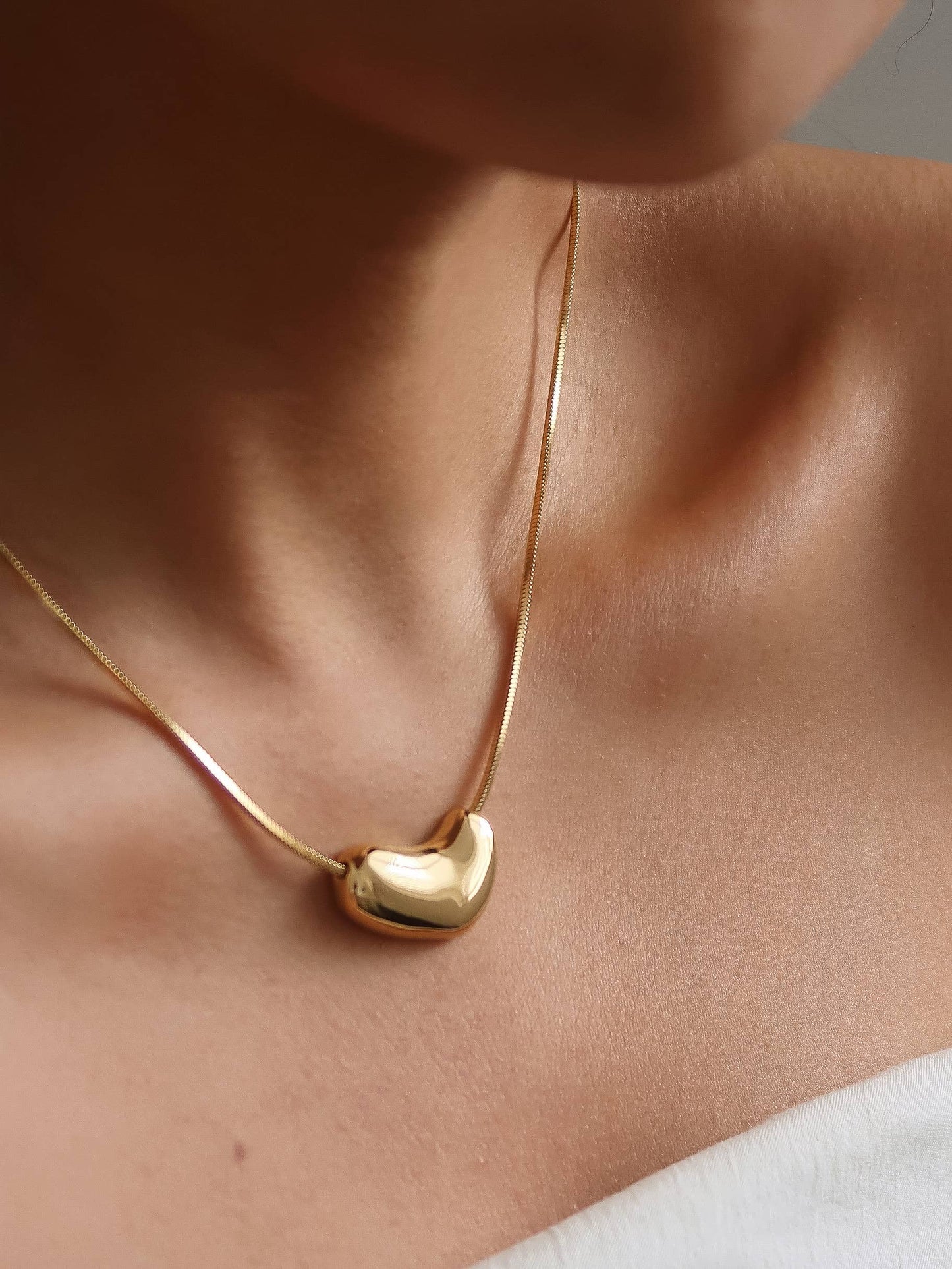 Louis Puffy Heart Necklace