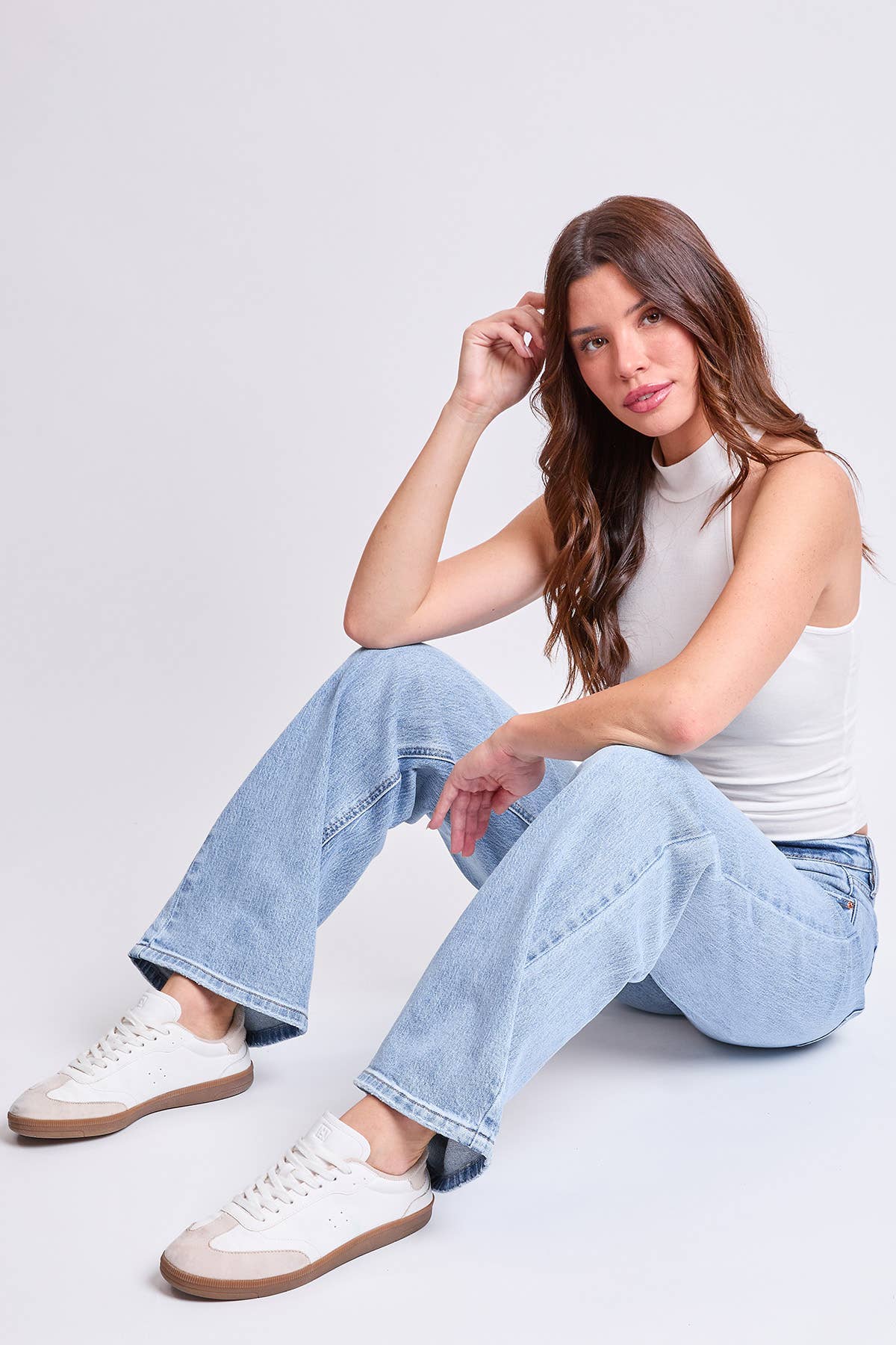 Low Rise Brittany Wide Leg Jeans