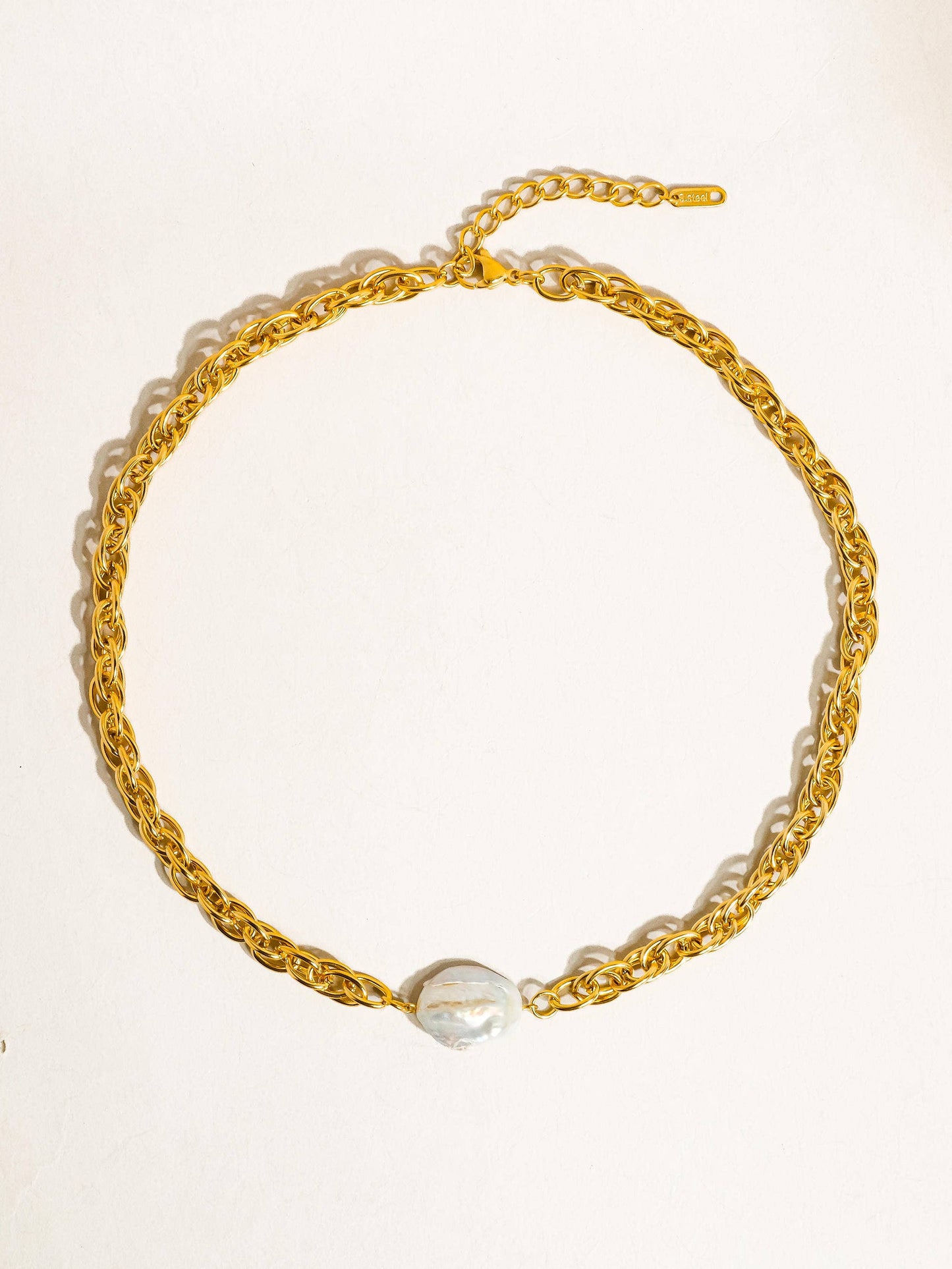 Loan 18K Non-Tarnish Bold Pearl Chain Necklace