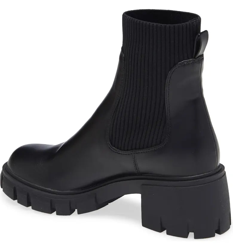 Hayle Platform Chelsea Boots - Steve Madden