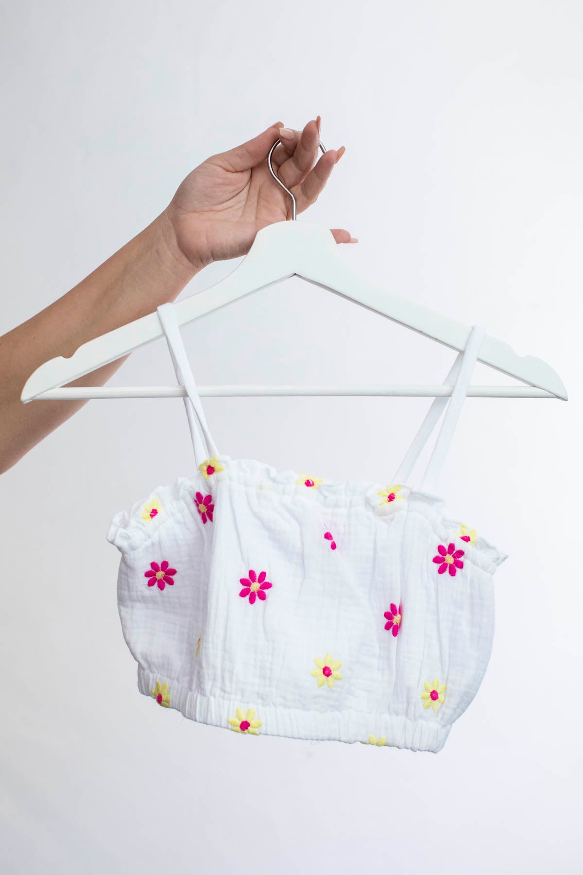 Design History Girl's White Floral Crop Top