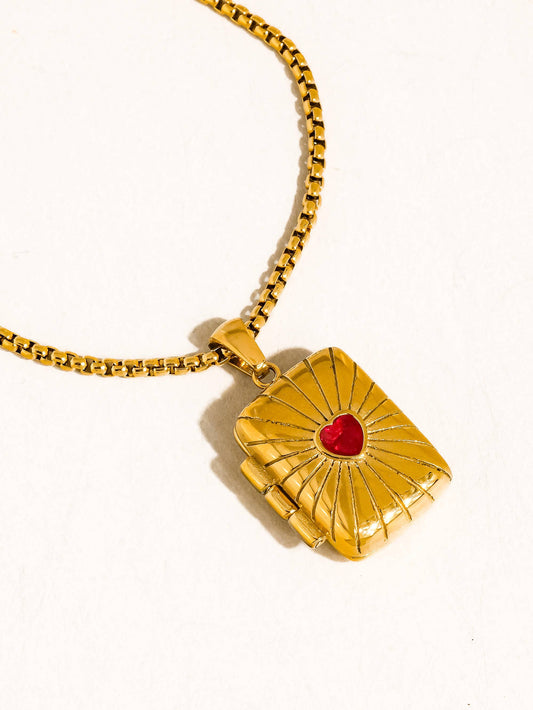 Lavande Heart Locket Necklace