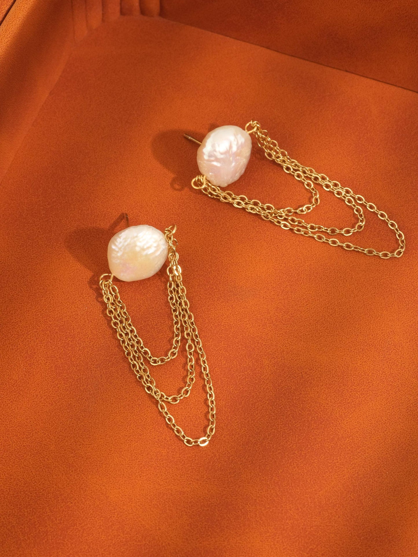 Shynelle Baroque Pearl Chain Earrings