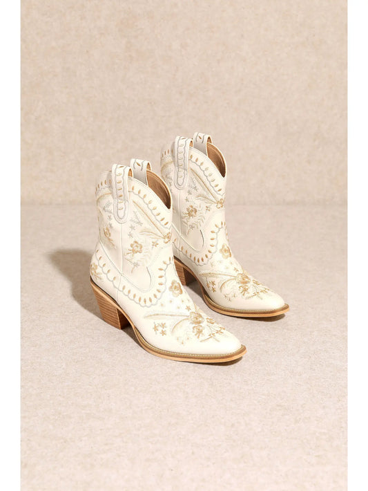 Corral Point Toe Floral Boots