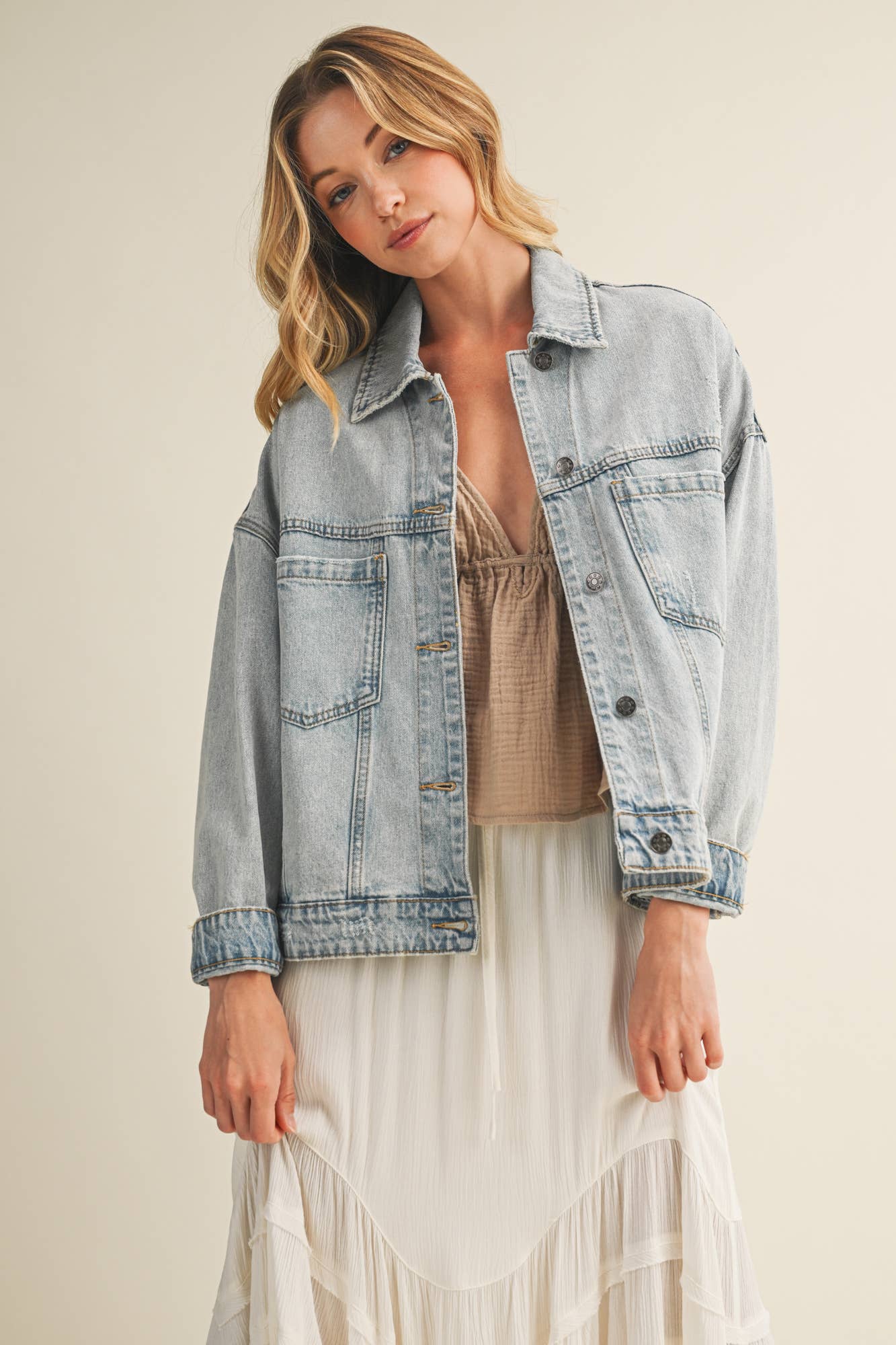 BACK PLEATED DENIM JACKET