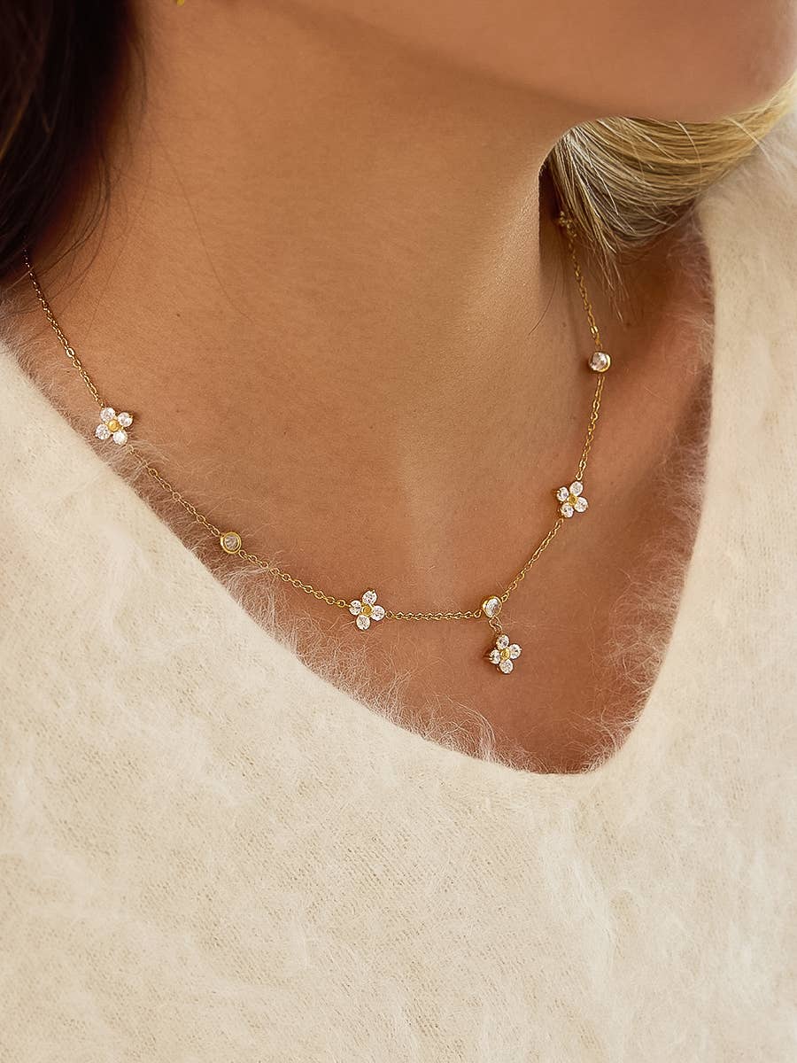 Aveline Floral Chain Necklace