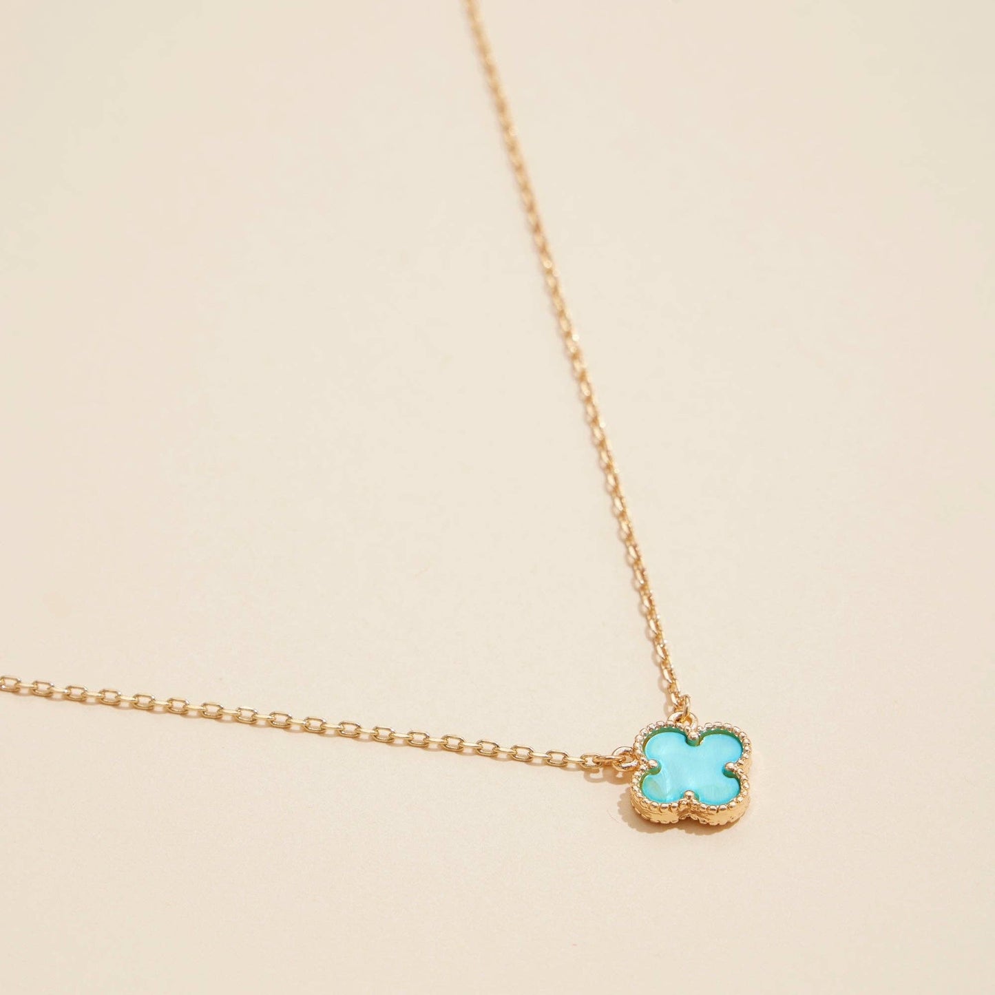 Shell Charm Pendant Necklace with Gold Chain