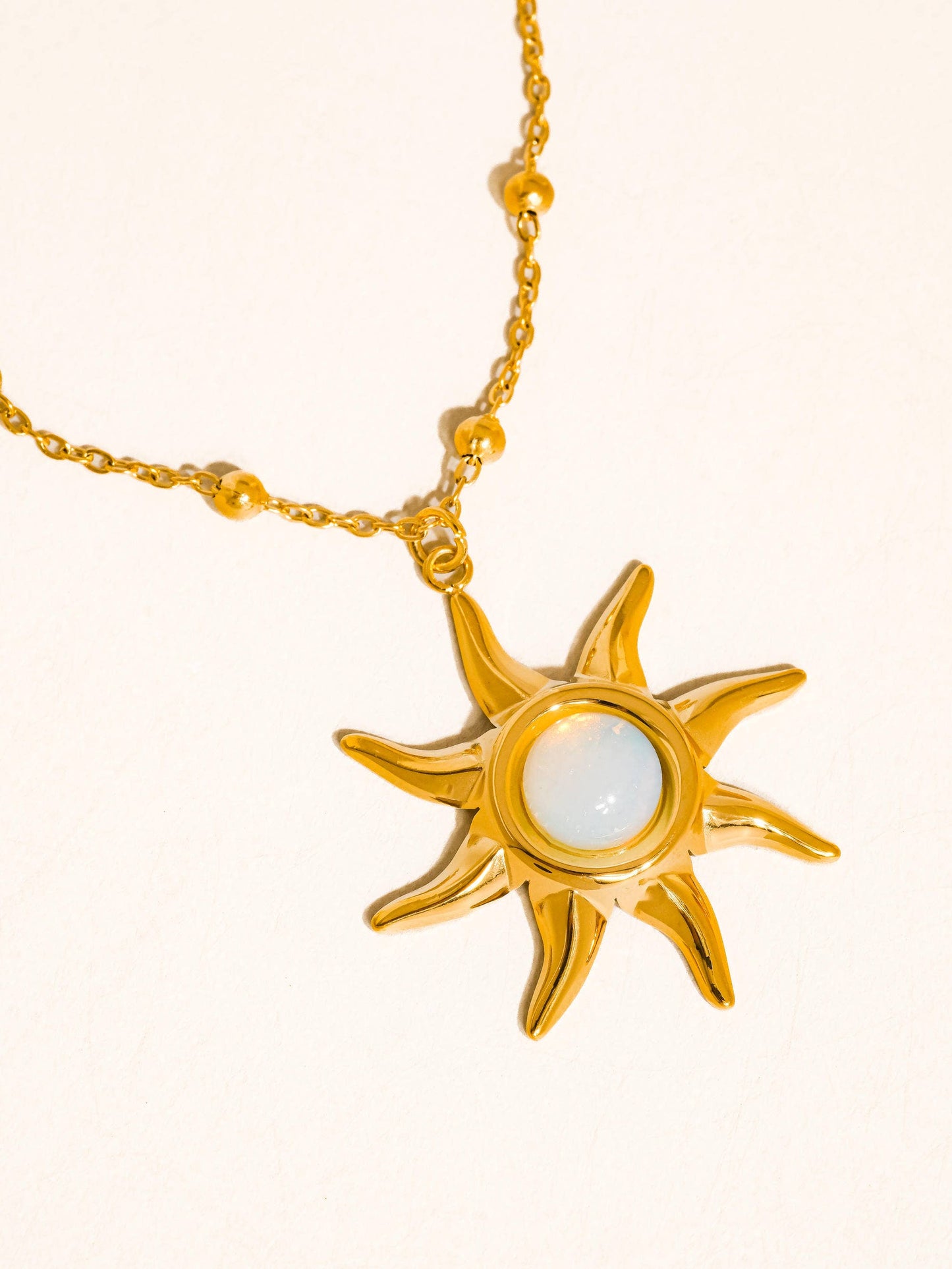 Astoria Sun Necklace