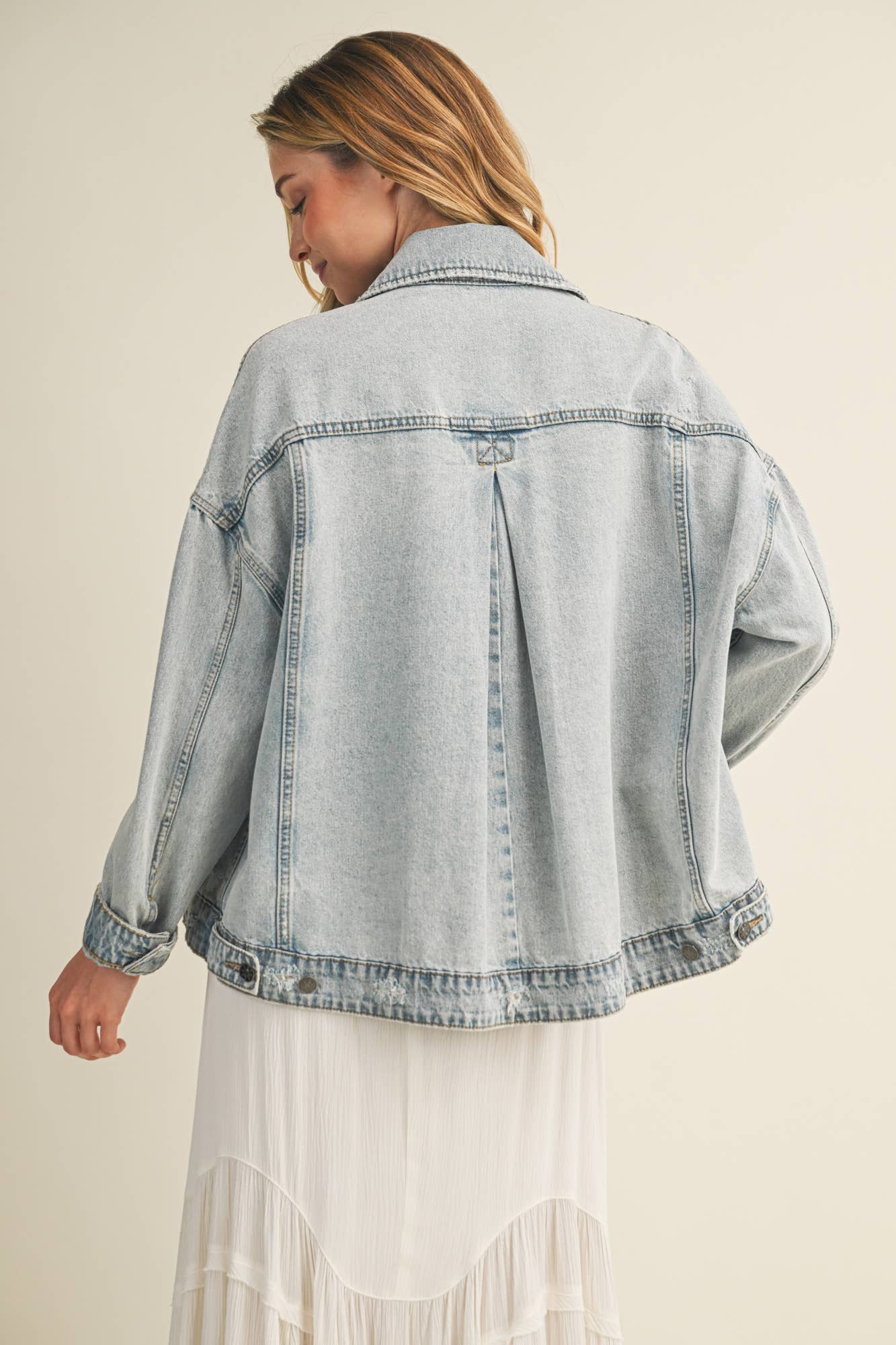 BACK PLEATED DENIM JACKET
