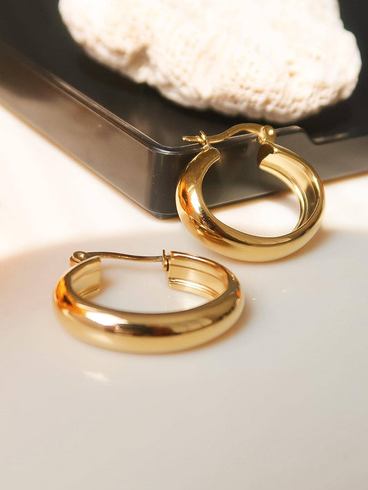Constance 18K Non-Tarnish Classic Hoop Earring
