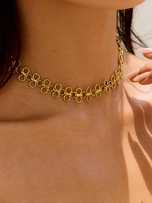 Ritza Patterned Choker