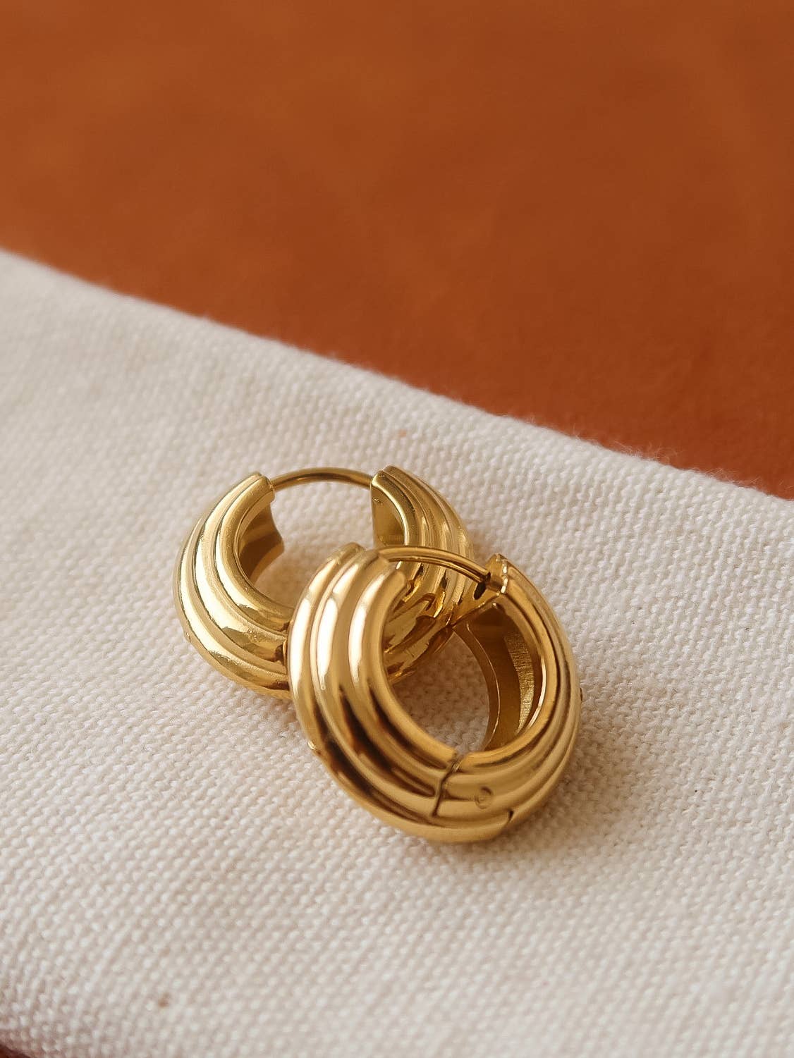 Juliette Chunky Hoop Earrings