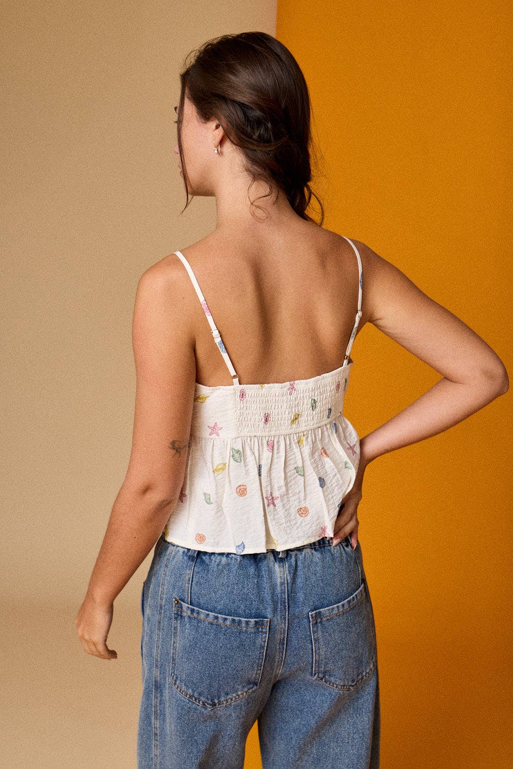 Convo Bow Tank