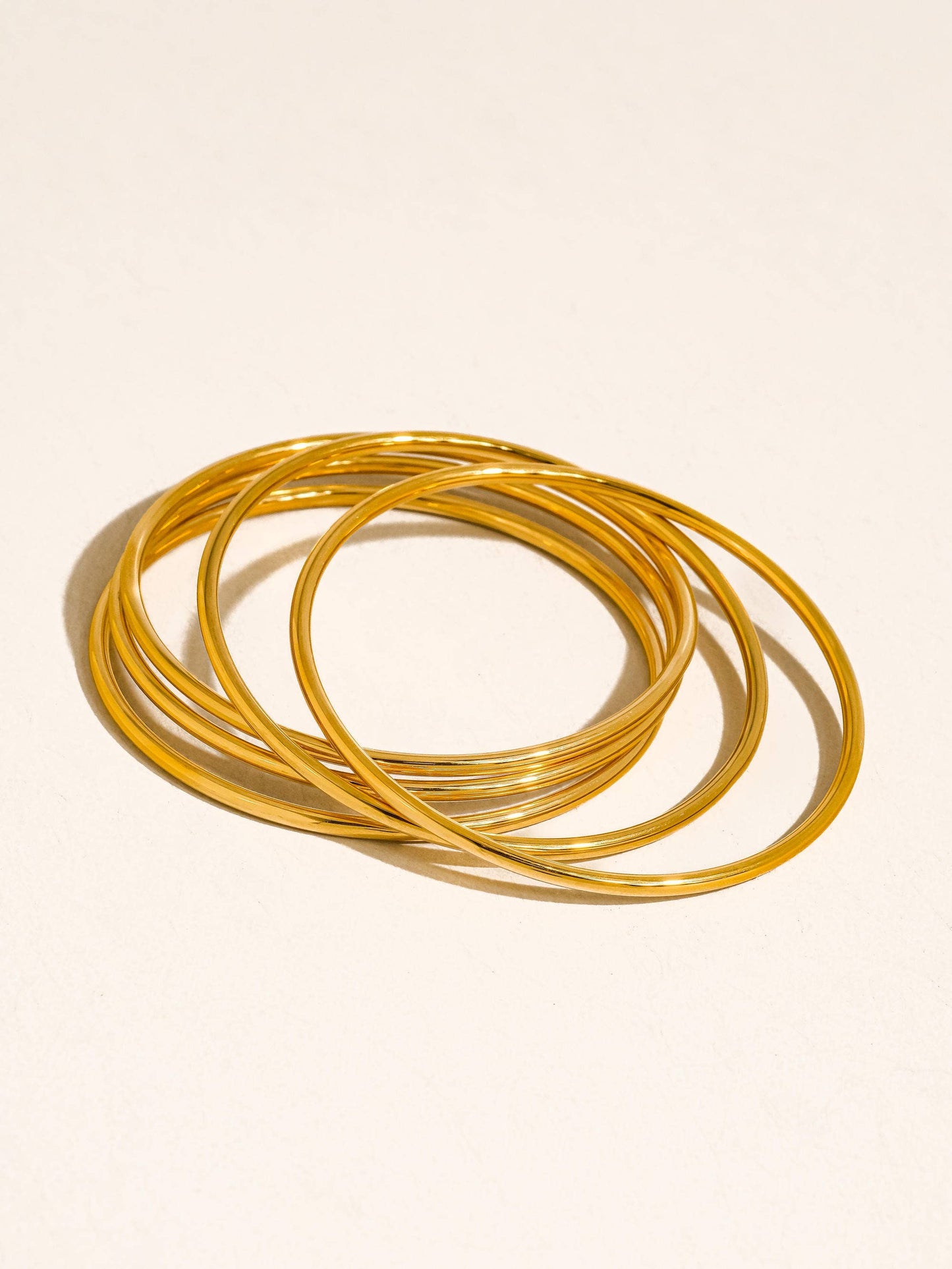 Olyss Classic Thin Bangle Set