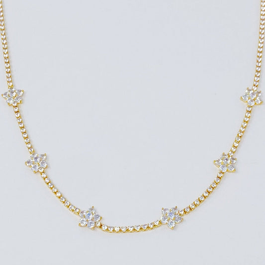 Stella Flower Necklace