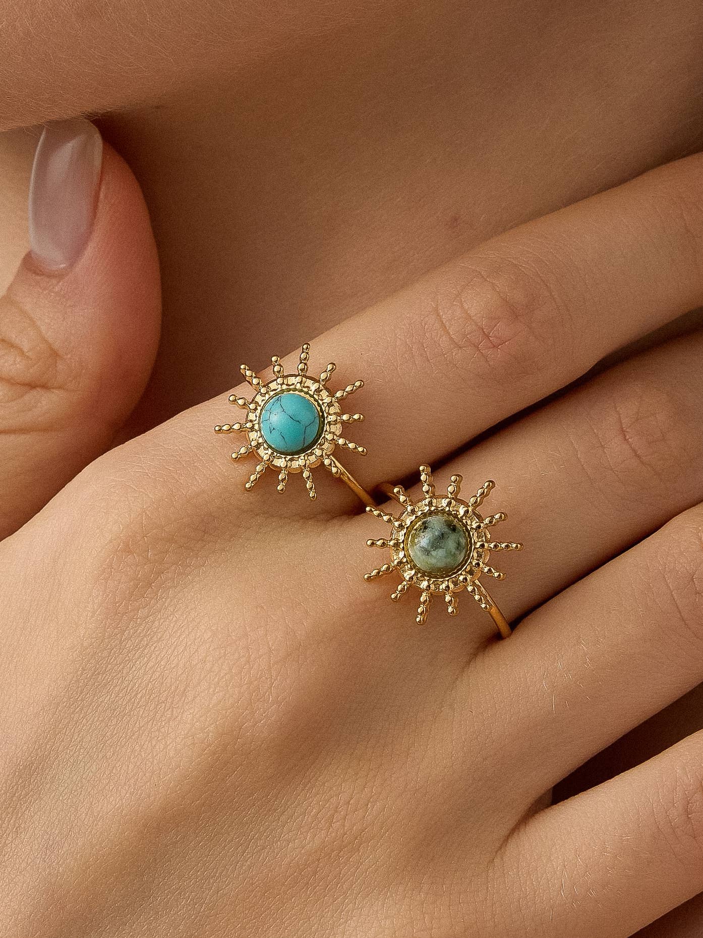 Ainsley 18K Gold Non-Tarnish Sunburst Adjustable Ring