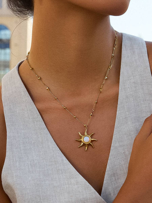Astoria Sun Necklace