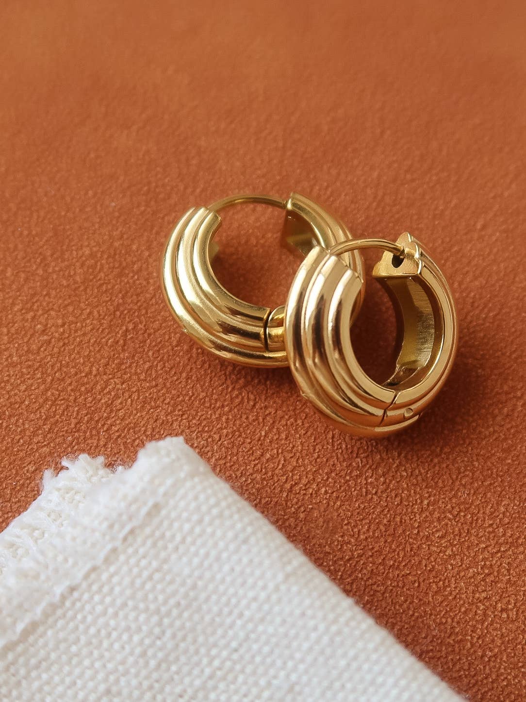 Juliette Chunky Hoop Earrings