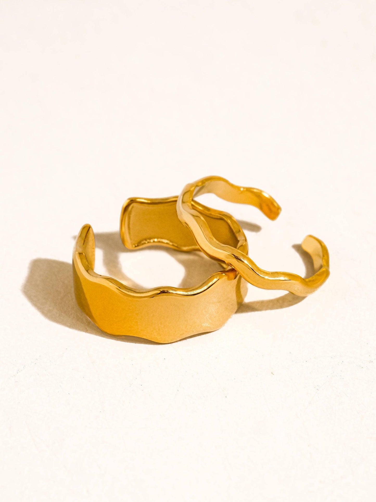 Tracee Wave Open Rings