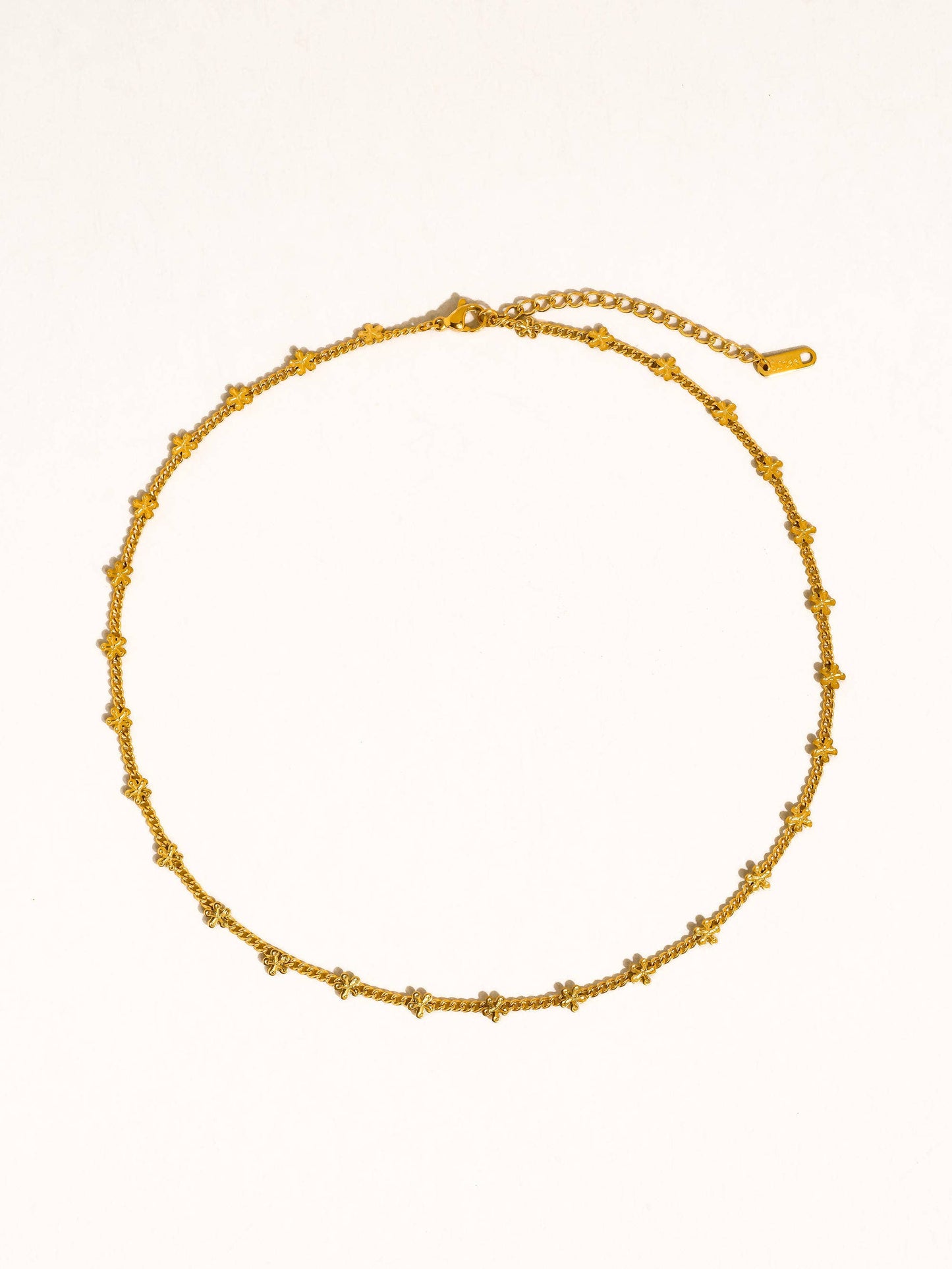 Haisley Dainty Flower Chain Necklace