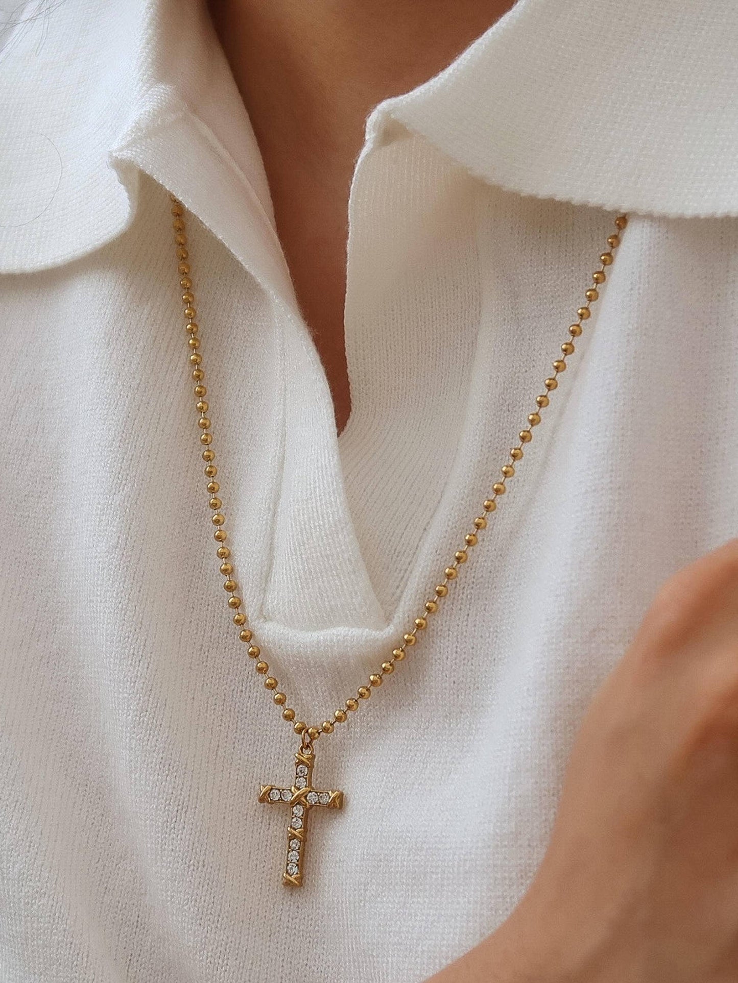 Selma Cross Pendant Necklace