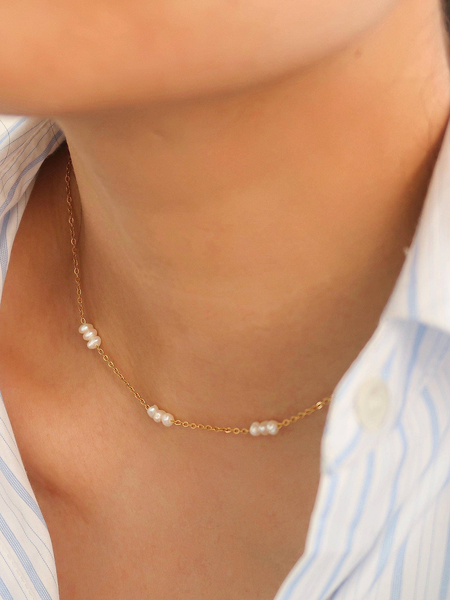 Petite Pearl Choker