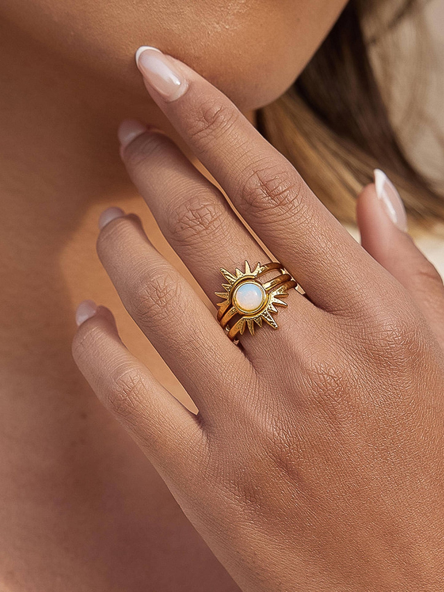 Nerina Sunburst Opal Stackable Ring