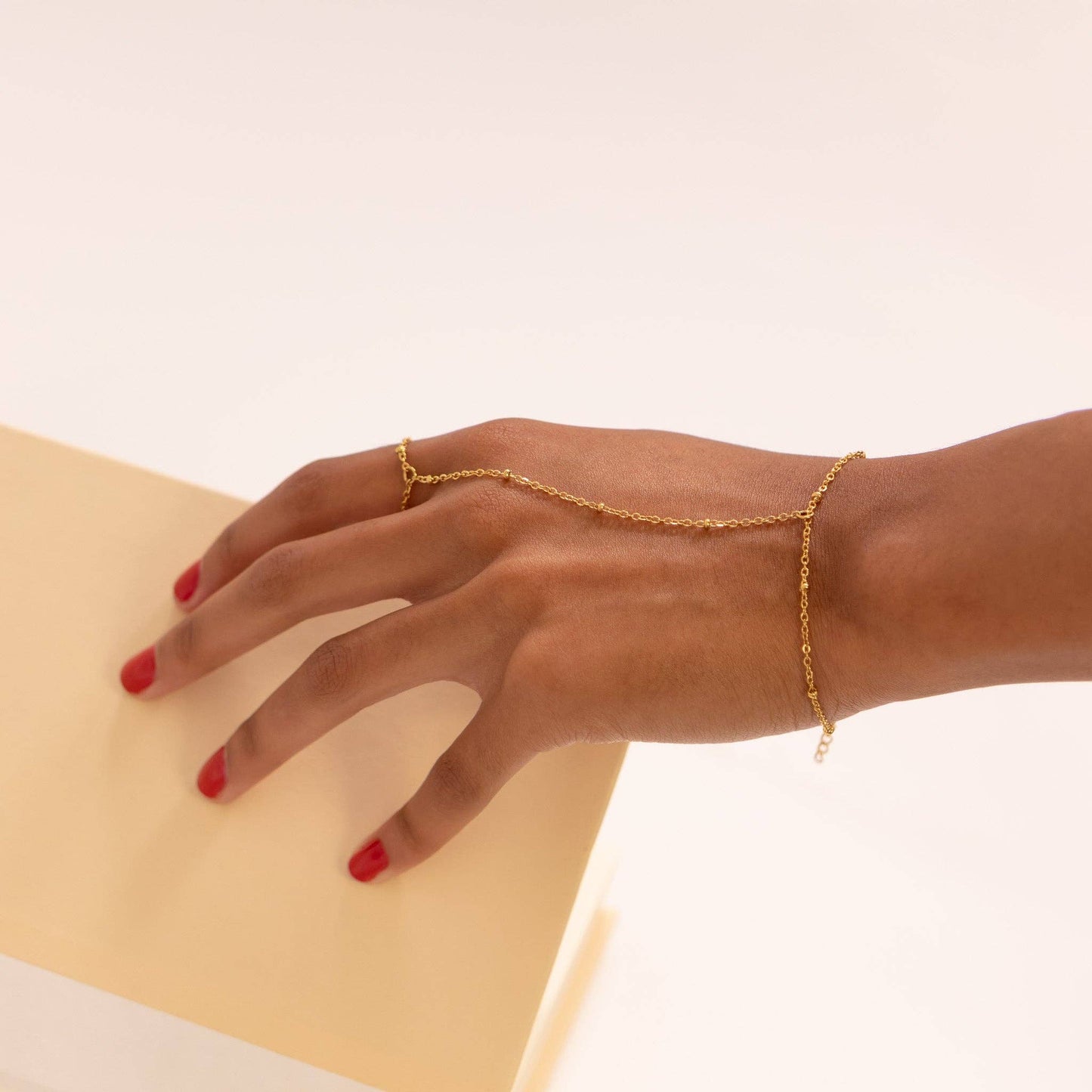 Leslie Gold Hand Chain