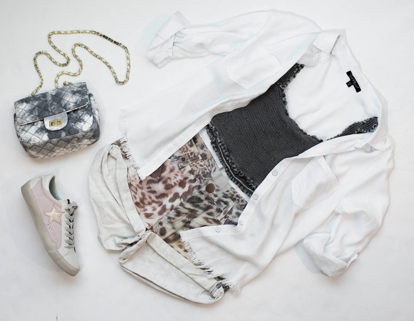 Animal Bandit Low Waist Denim Shorts - One Teaspoon