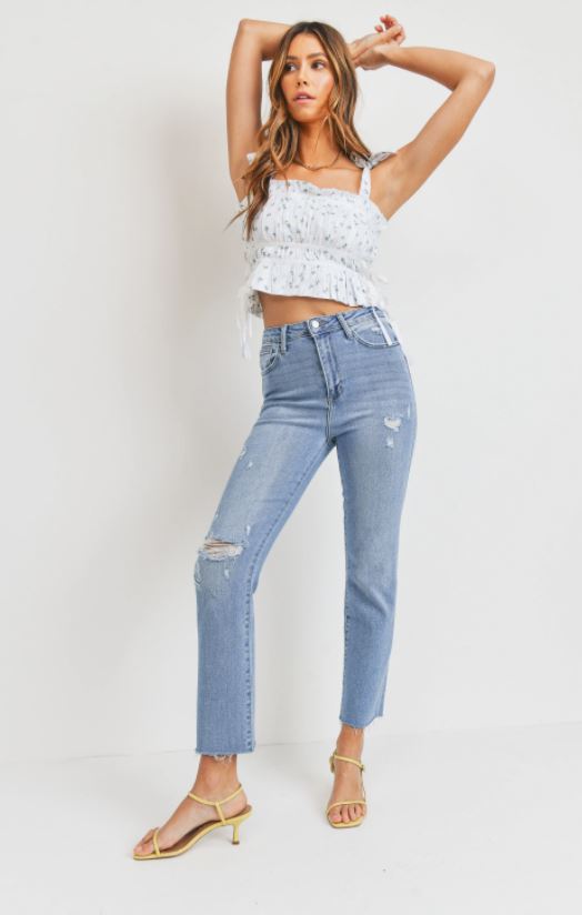 SLIM STRAIGHT DISTRESSED JEANS
